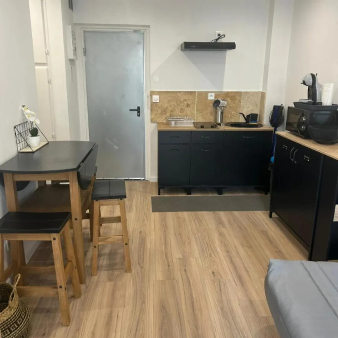 Apartment Location Vacances T2 Frejus France